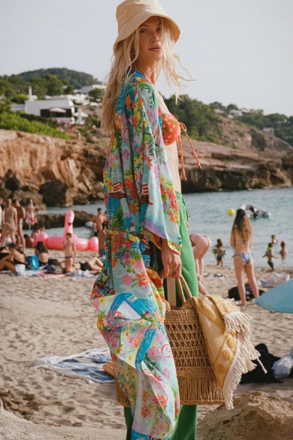Ocean Capri Maxi Robe Hot