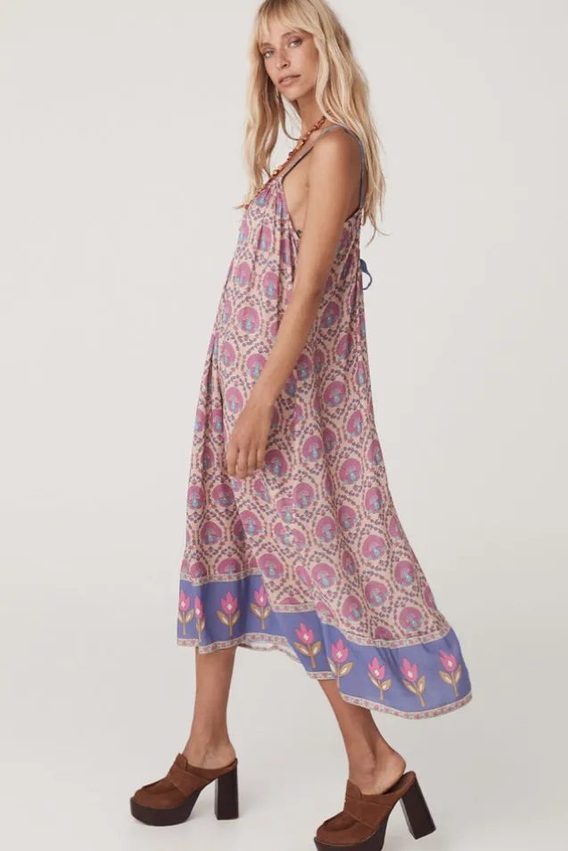 chateau_strappy_midi_dres_5.webp Lavender Chateau Strappy Midi Dress Best