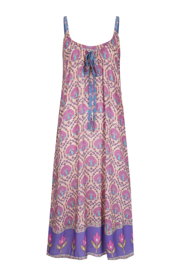 chateau_strappy_midi_dres_9.webp Lavender Chateau Strappy Midi Dress Best