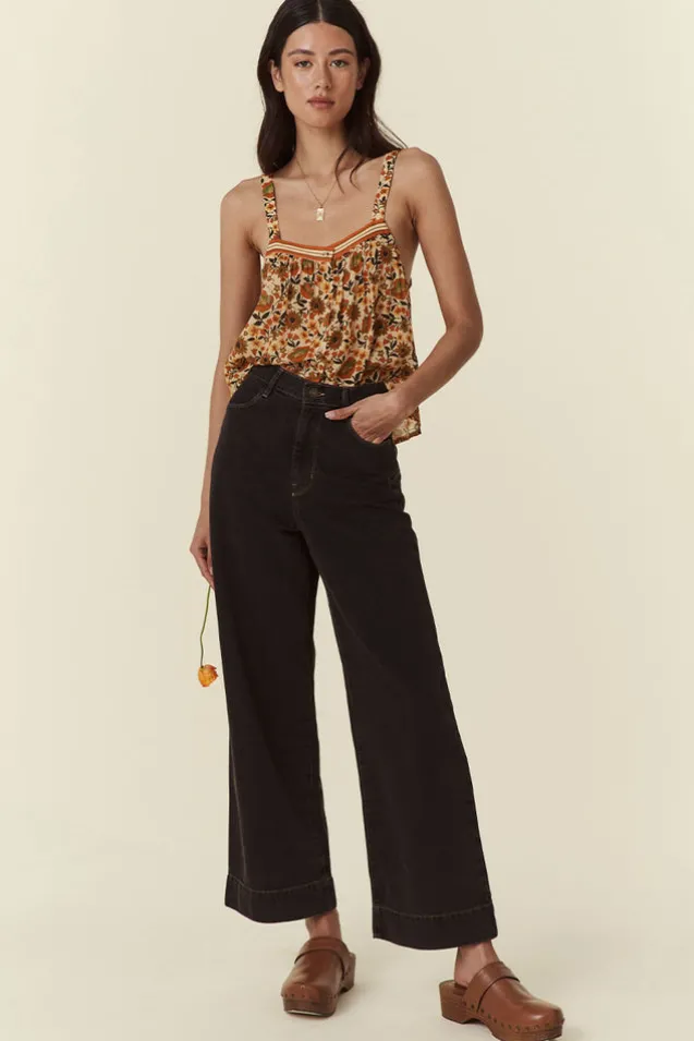 classic_straight_leg_jean_3-1.webp Vintage Black Classic Straight Leg Jean Fashion