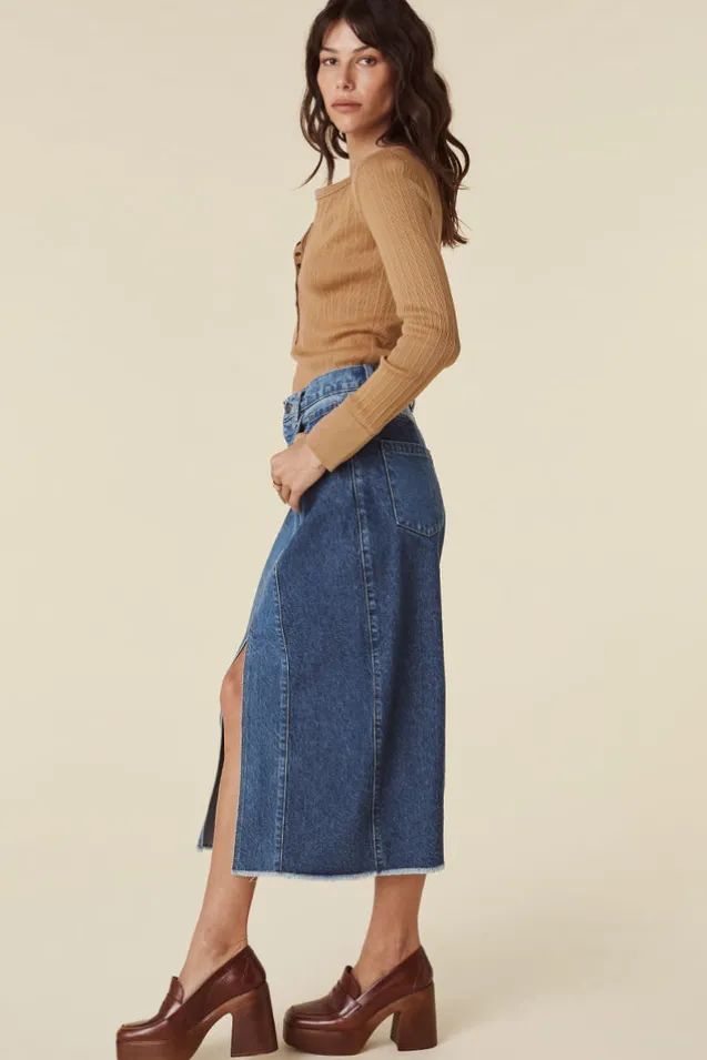 daisy_patchwork_denim_ski_6.webp Patchwork Daisy Denim Skirt Outlet
