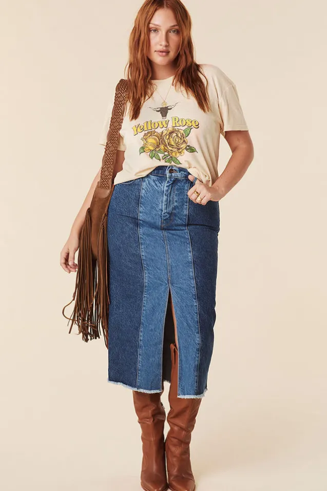 daisy_patchwork_denim_ski_8.webp Patchwork Daisy Denim Skirt Outlet