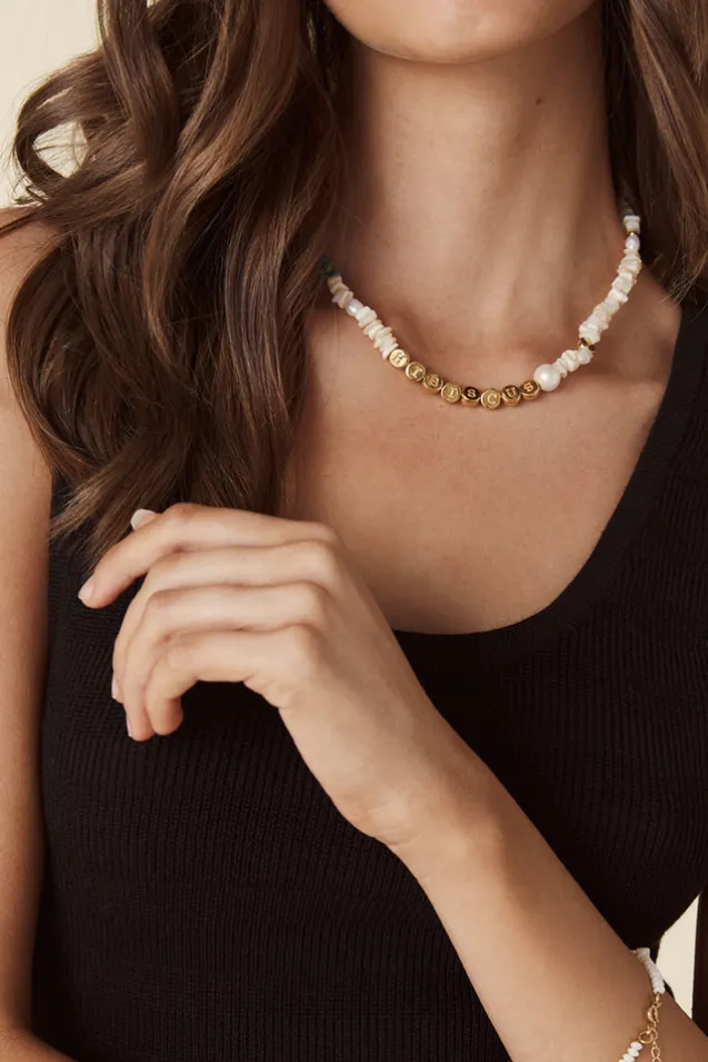 hibiscus_necklace_3.webp Shell Beach Hibiscus Necklace Flash Sale