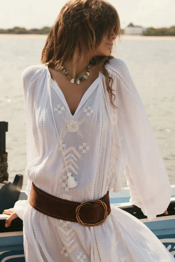 White Sandbar Gown Store