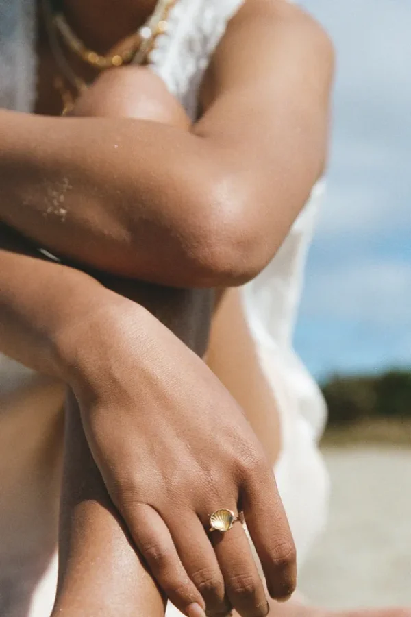 Gold Seaside Ring Store