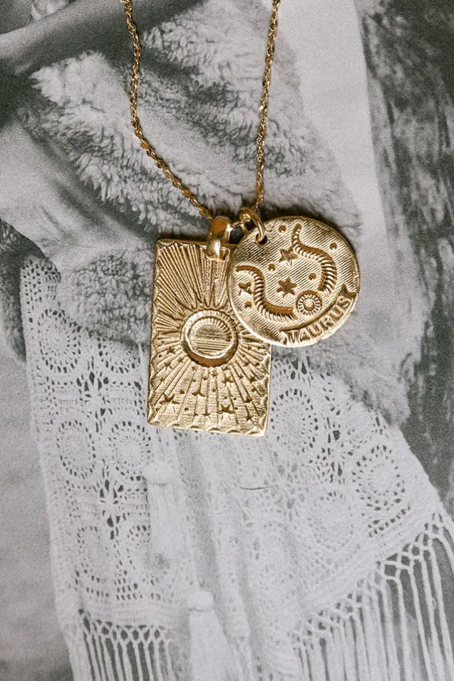 taurus_stargazer_zodiac_n_0-1.webp Gold Taurus Stargazer Zodiac Necklace Cheap