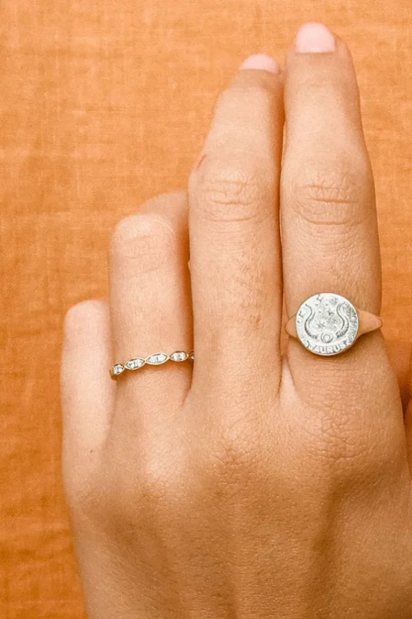 Sterling Silver Taurus Stargazer Zodiac Ring Outlet