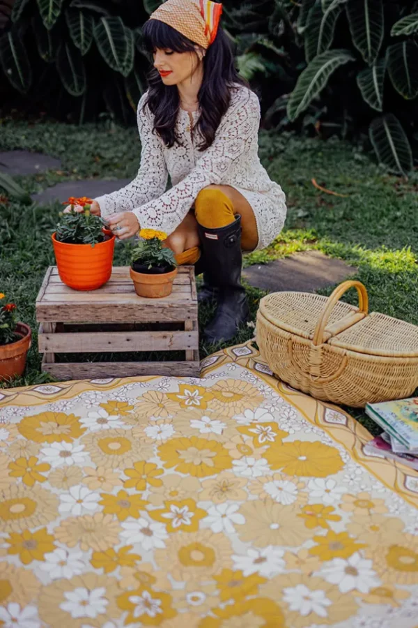 Honey Wandering Throw Cheap